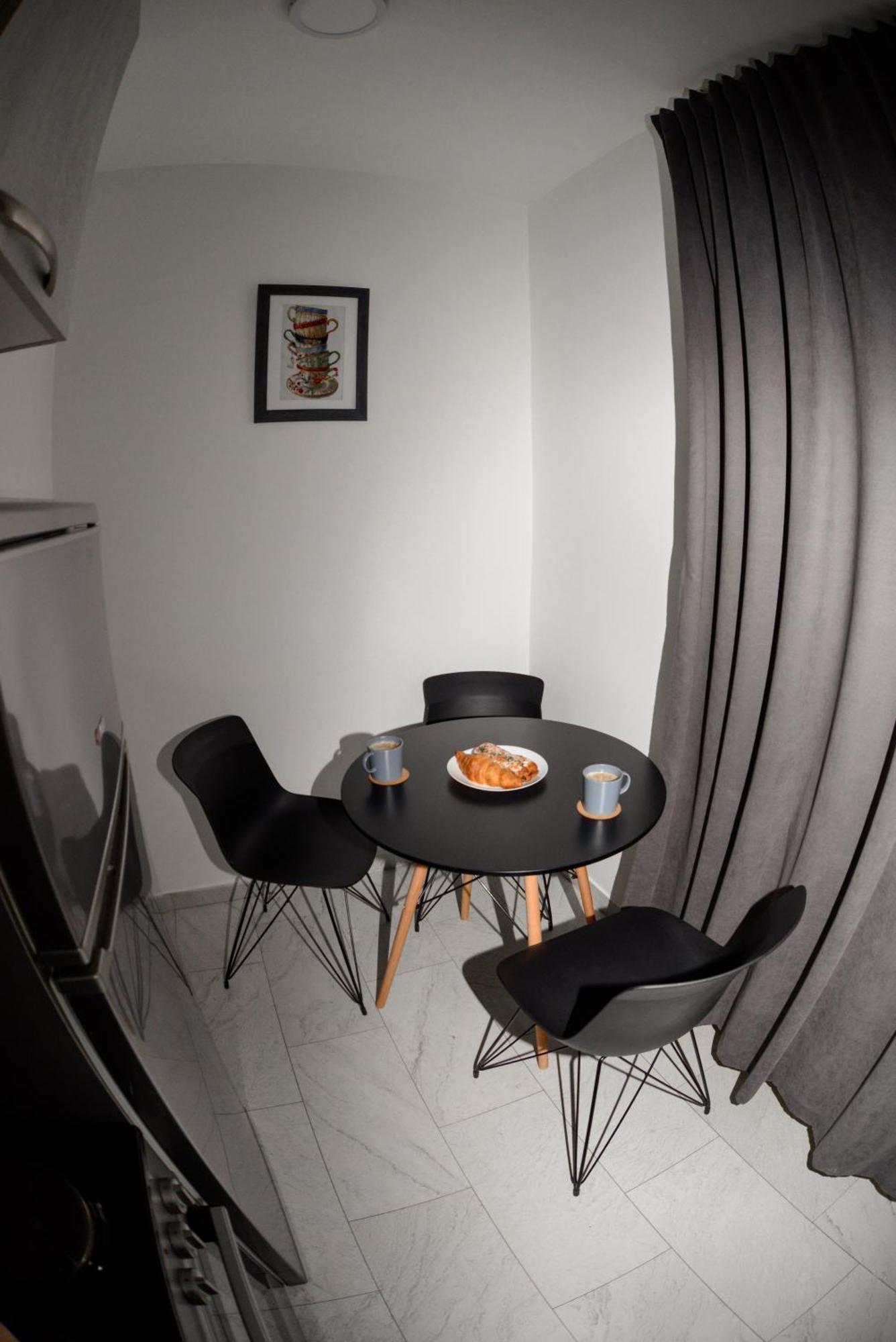 Apartments City Comfort Belgrado Buitenkant foto